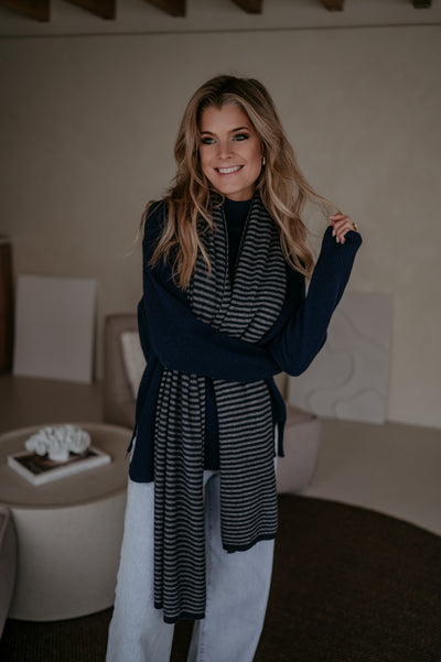 Nedio scarf I Navy & Grey