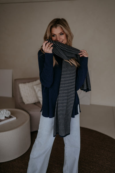 Nedio scarf I Navy & Grey