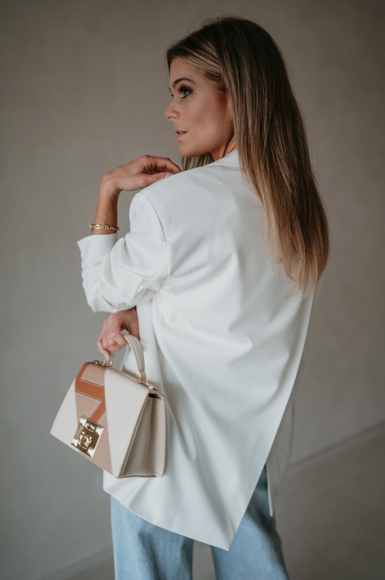 Capivo blazer I White