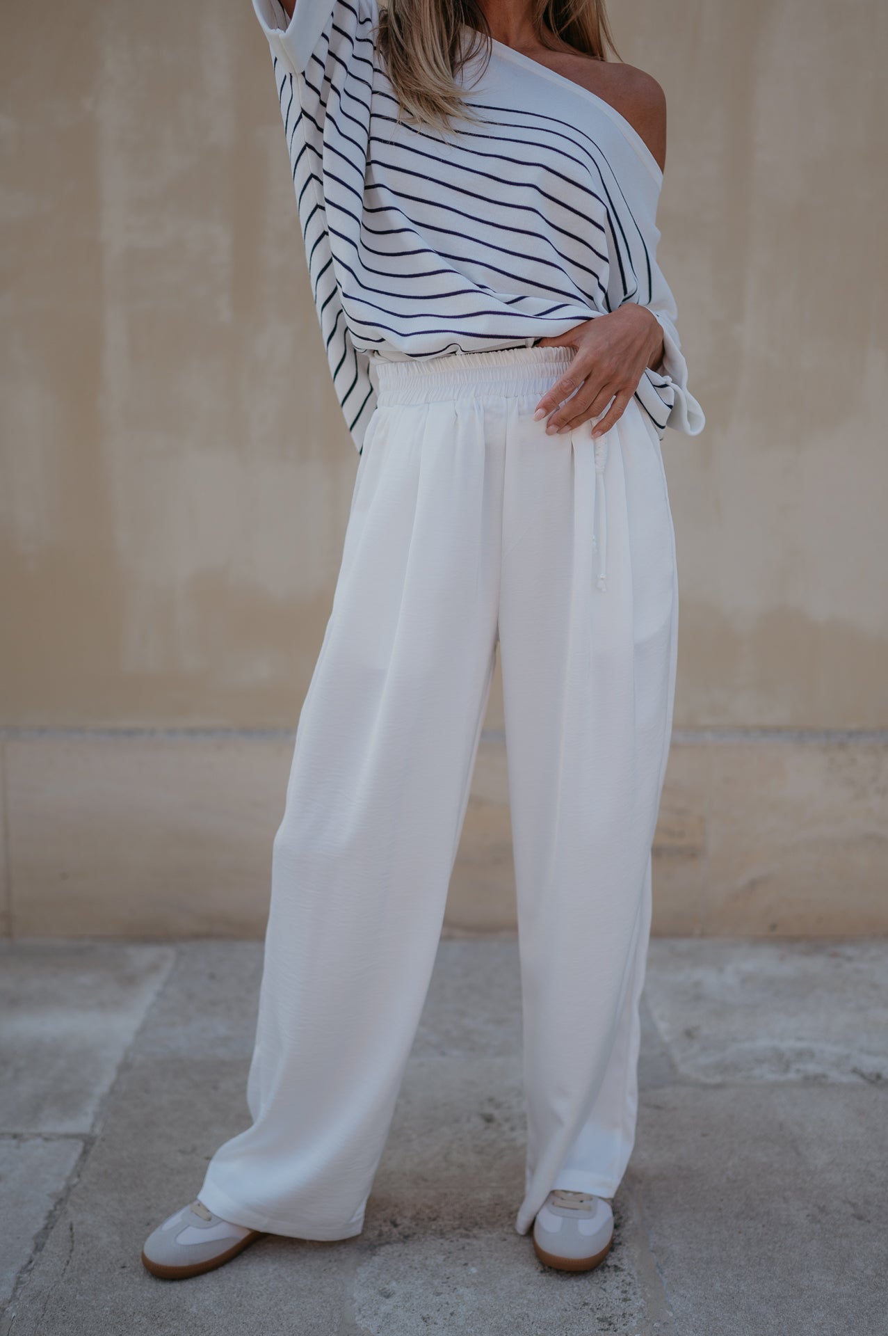 Raccolgo trousers I White