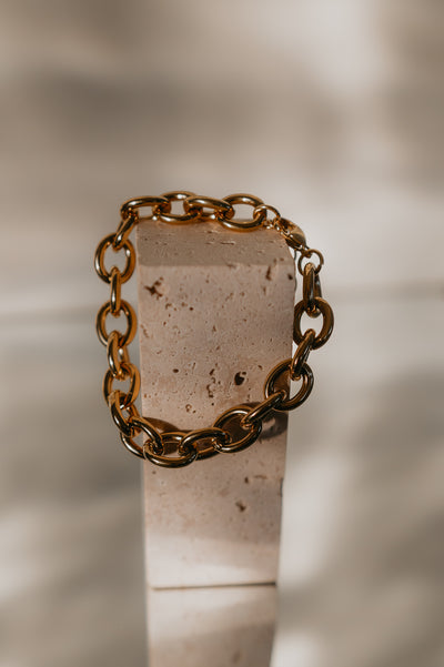 Osiste bracelet I Gold
