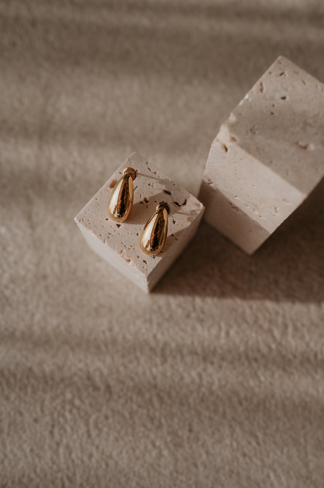 Zittella earrings I Gold