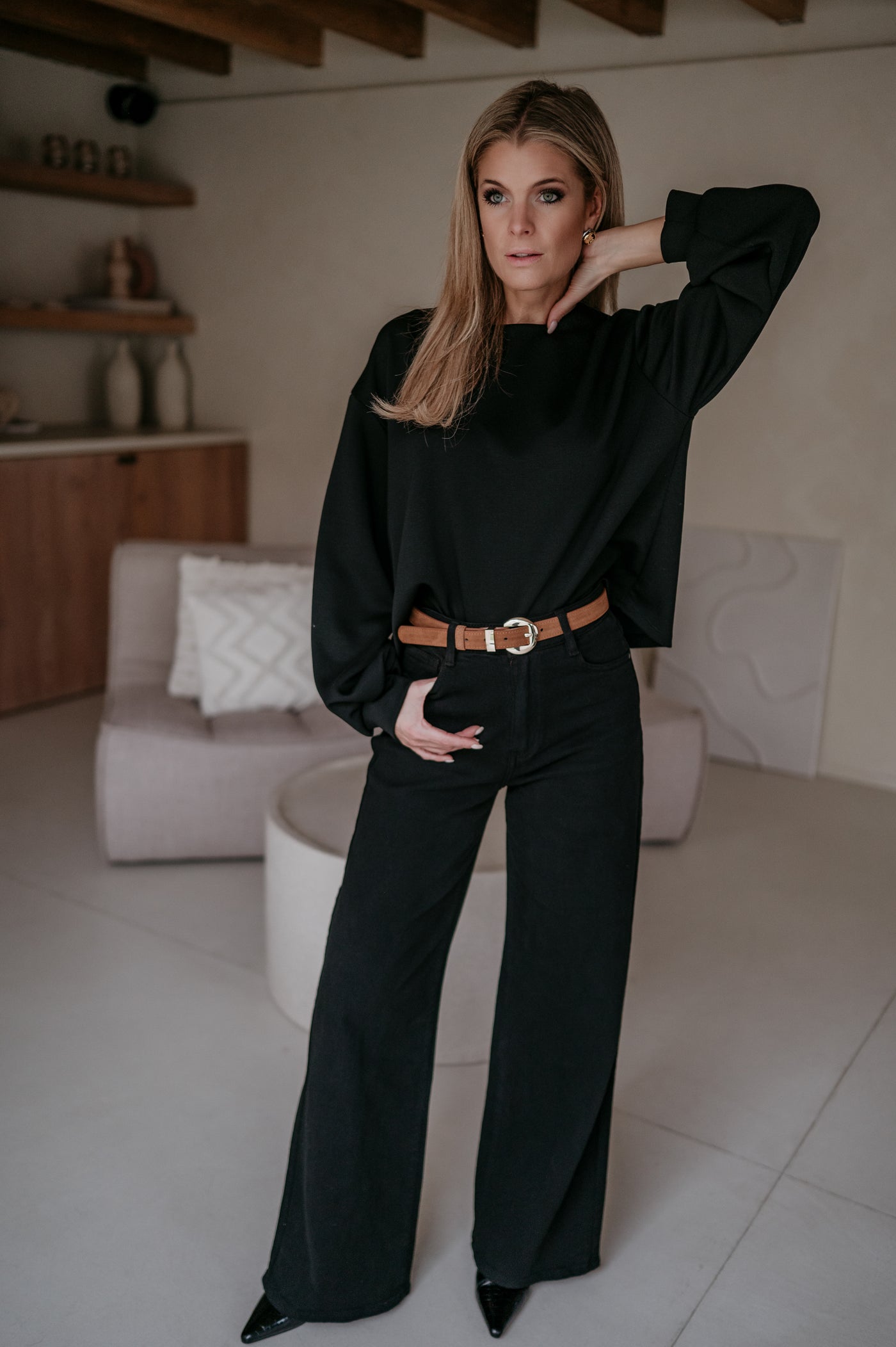 Ademaro longsIeeve I Black