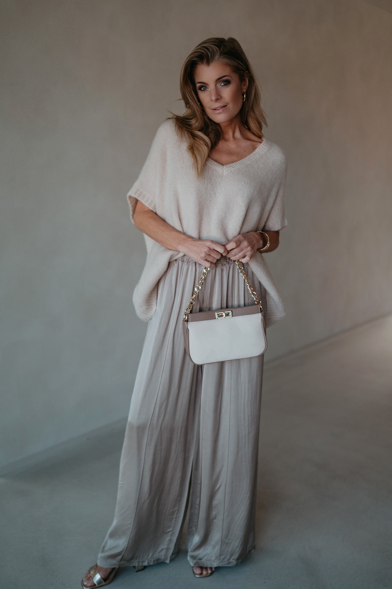 Pomata knit I Beige