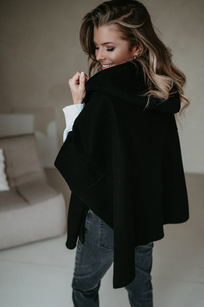 Esposi cape I Black