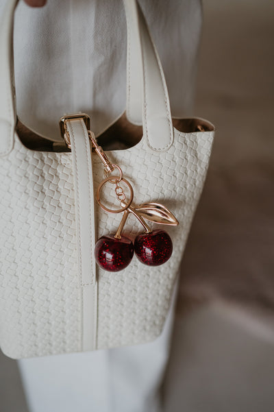 Dubbio keychain I Cherry