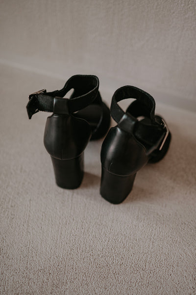 Toccano heels I Black