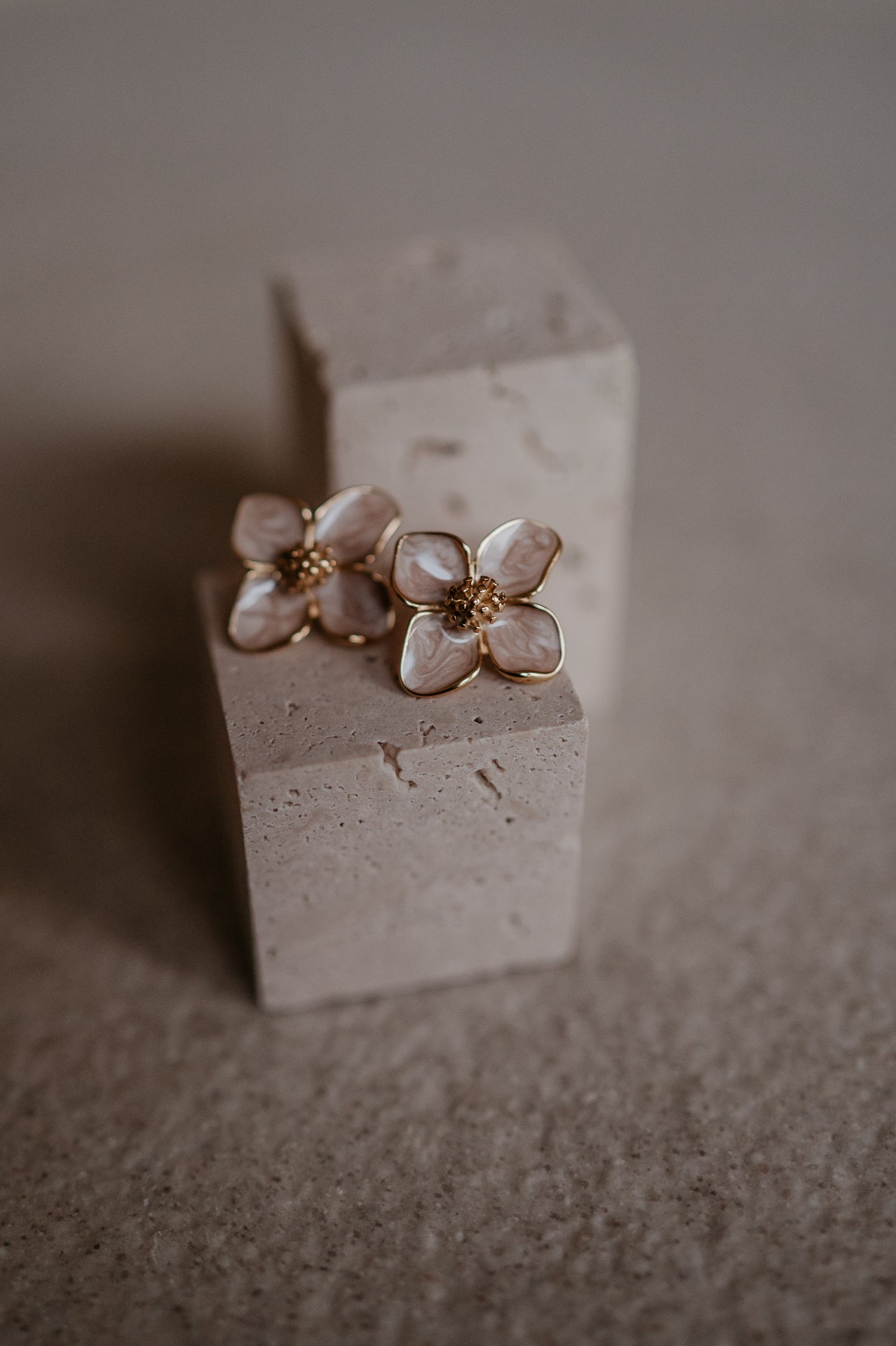 Alede earrings I Gold - Wild Souls by JV® - 