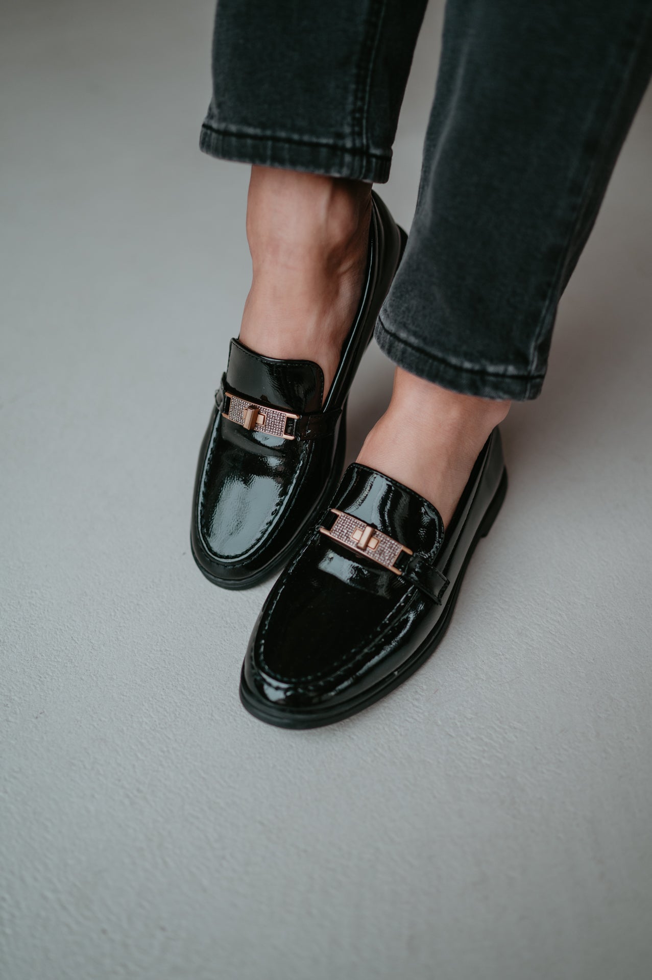 Angolo loafers I Black - Wild Souls by JV® - Loafers