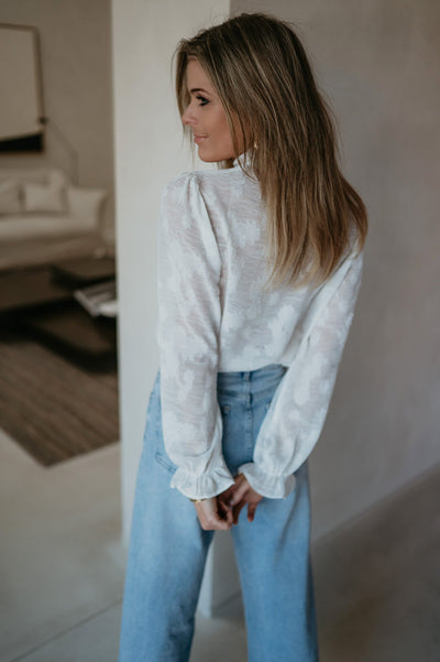 Attuale blouse I White - Wild Souls by JV® - Blouses