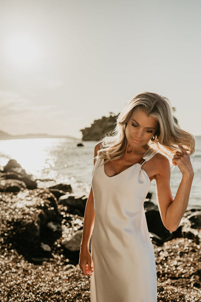 Cangiante dress I Ecru - Wild Souls by JV® - Dresses
