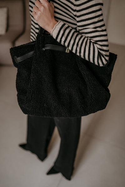 Derine handbag I Black - Wild Souls by JV® - 