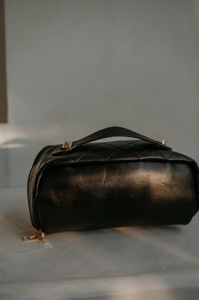 Drivani toiletry bag I Black - Wild Souls by JV® - Toiletry Bags