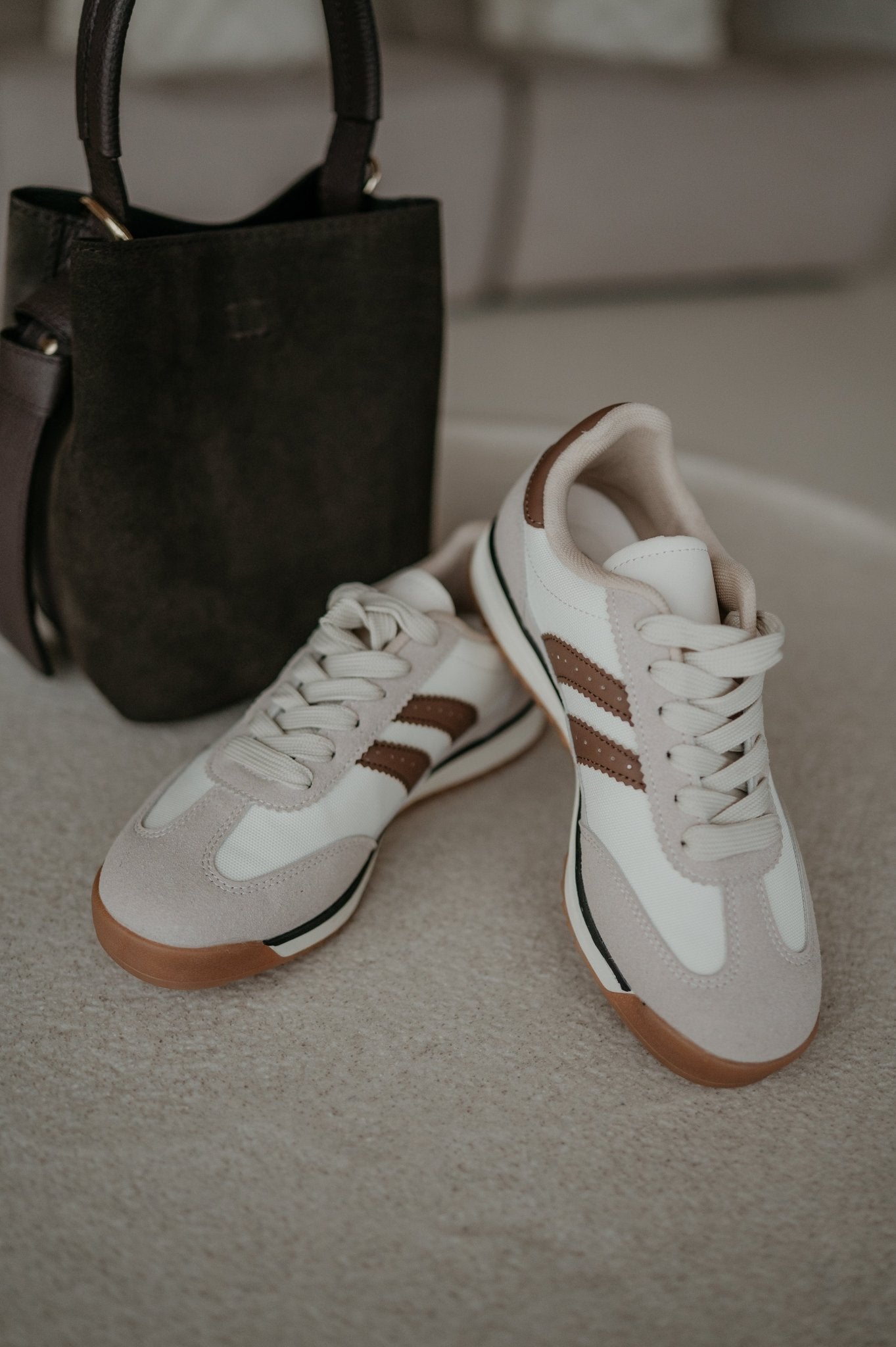 Elido sneakers I Taupe - Wild Souls by JV® - Sneakers