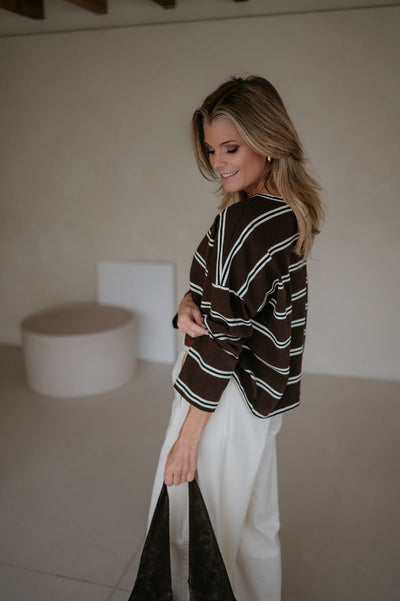 Esitante longsleeve I Chocolate Brown - Wild Souls by JV® - Longsleeves