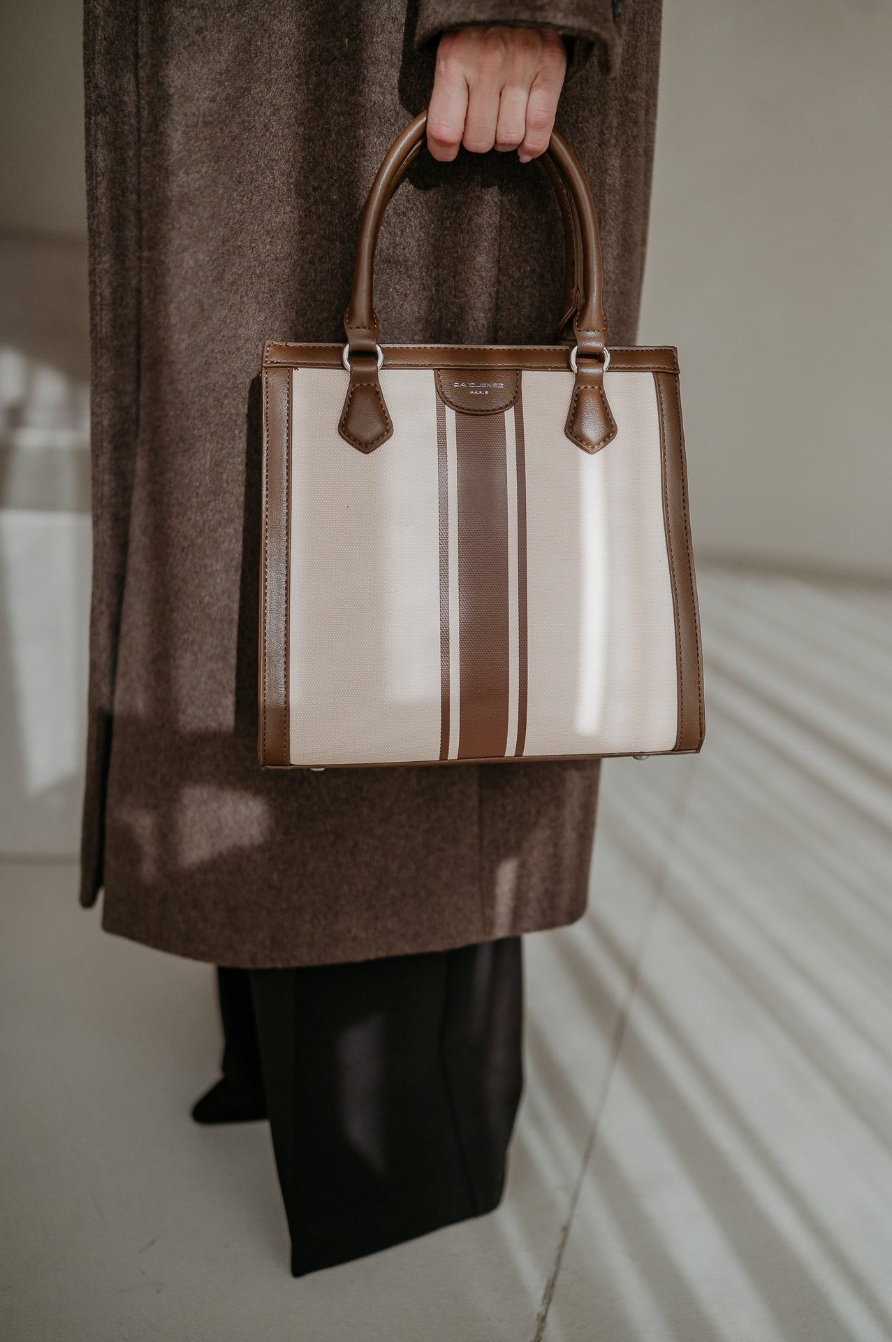 Forno handbag I Brown - Wild Souls by JV® - Handbags