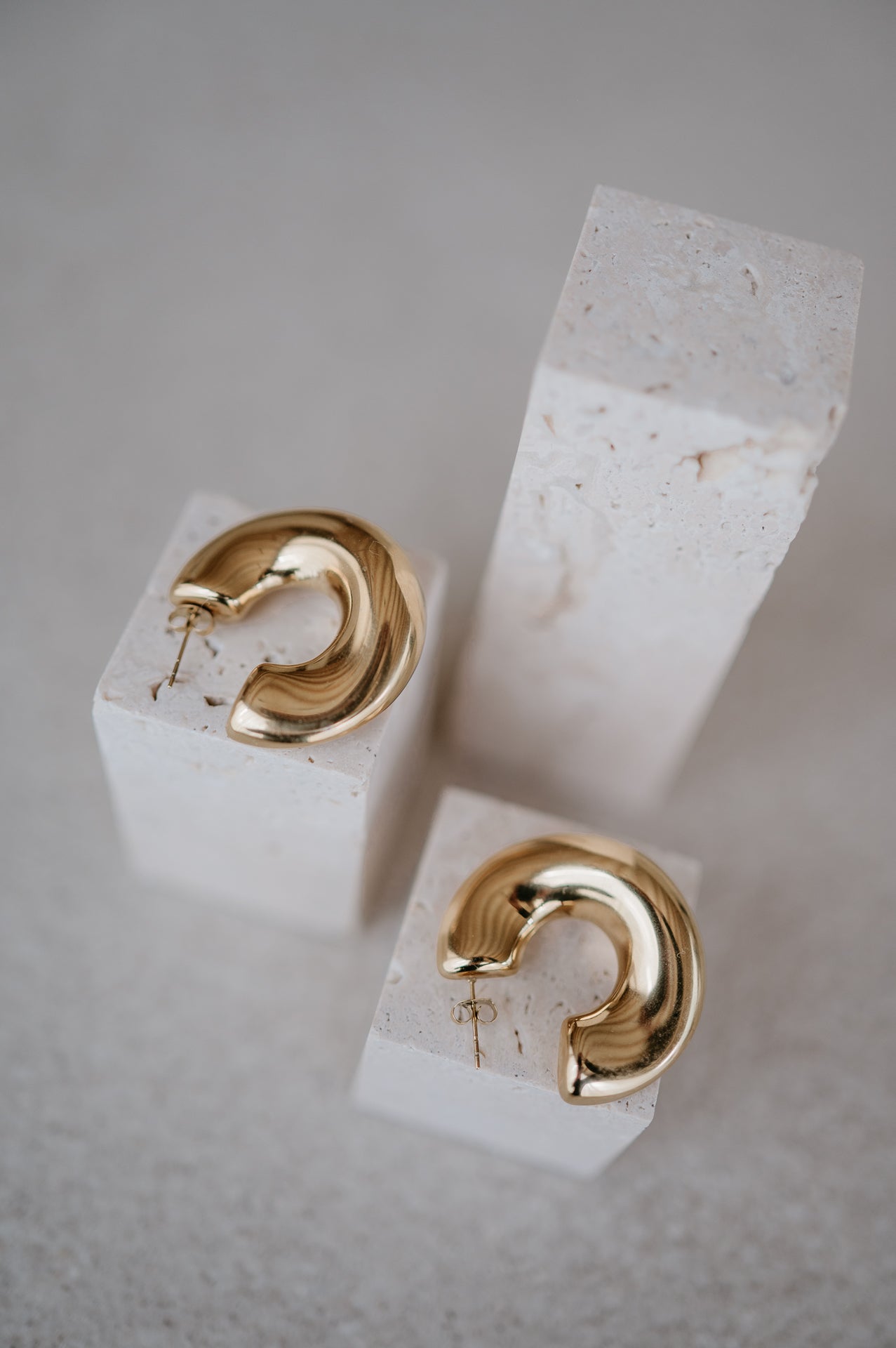 Fragoroso earrings I Gold - Wild Souls by JV® - Earrings