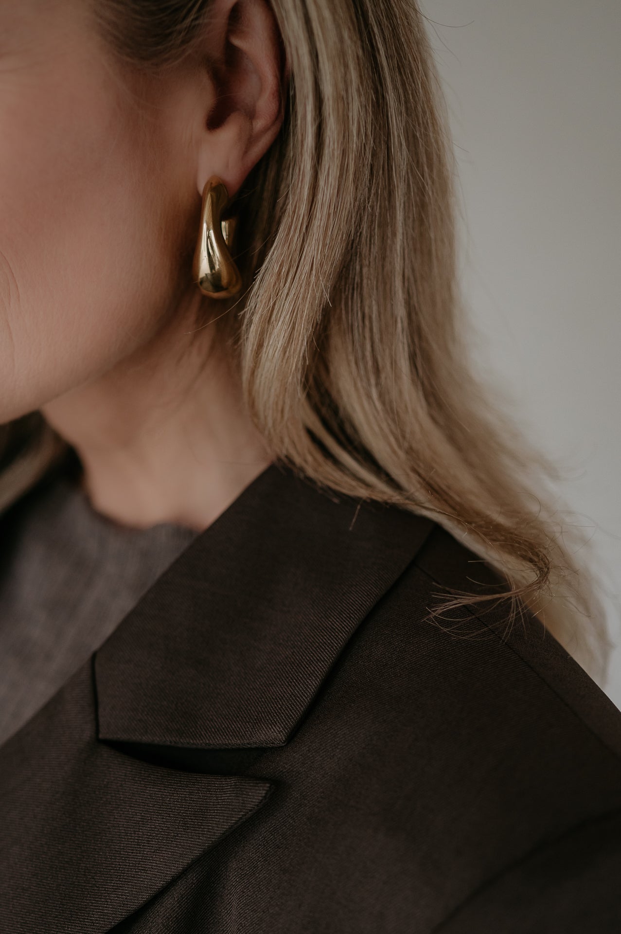 Fragoroso earrings I Gold - Wild Souls by JV® - Earrings