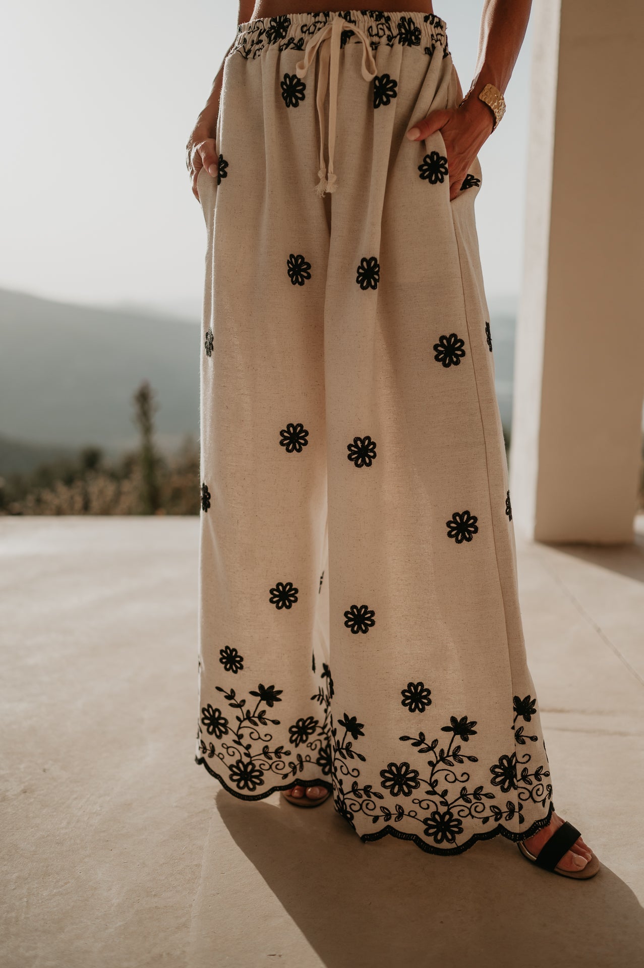 Giudici trousers I Beige - Wild Souls by JV® - Trousers