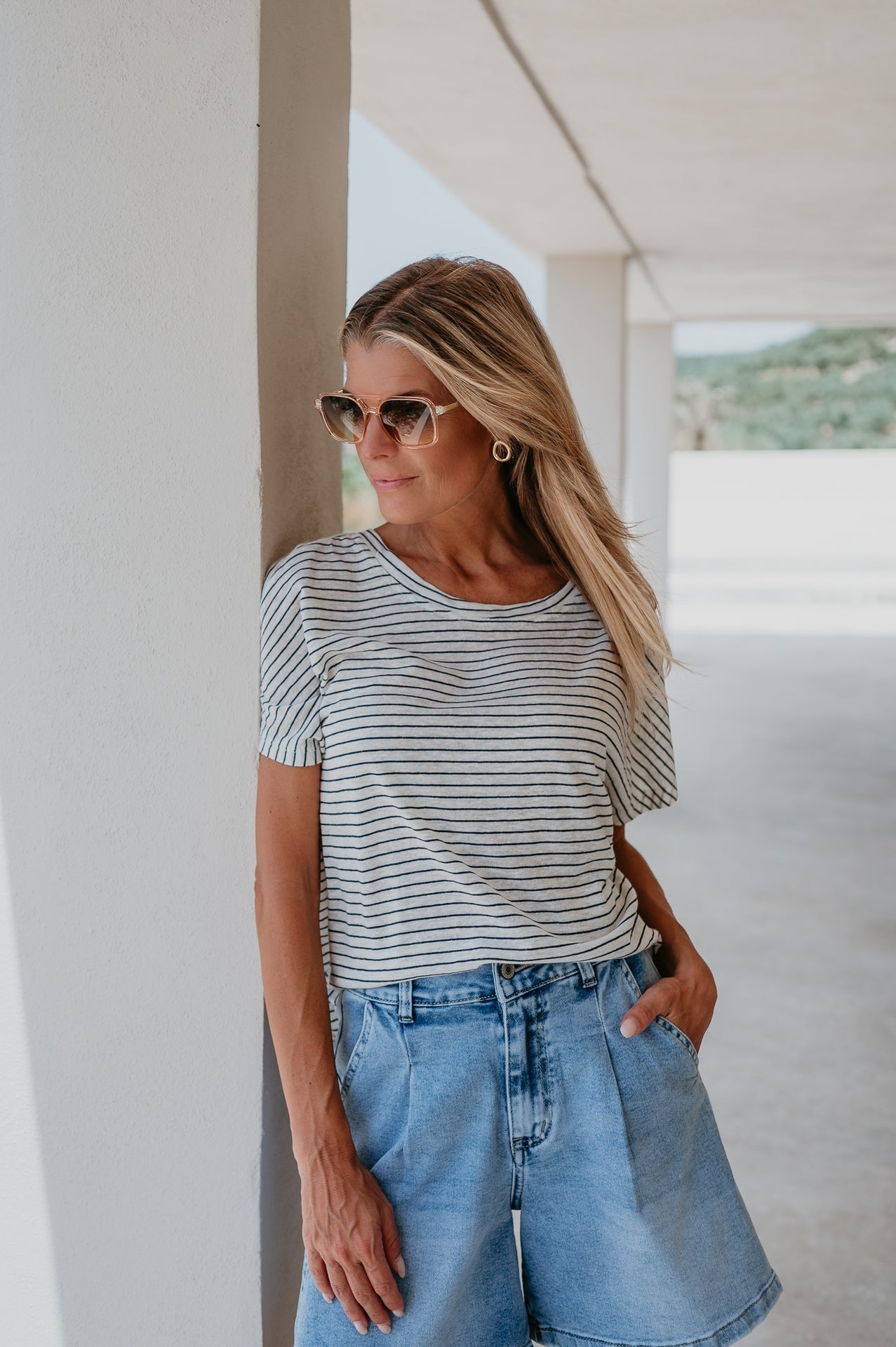 Gocce t-shirt I Striped Blue - Wild Souls by JV® - T-shirts