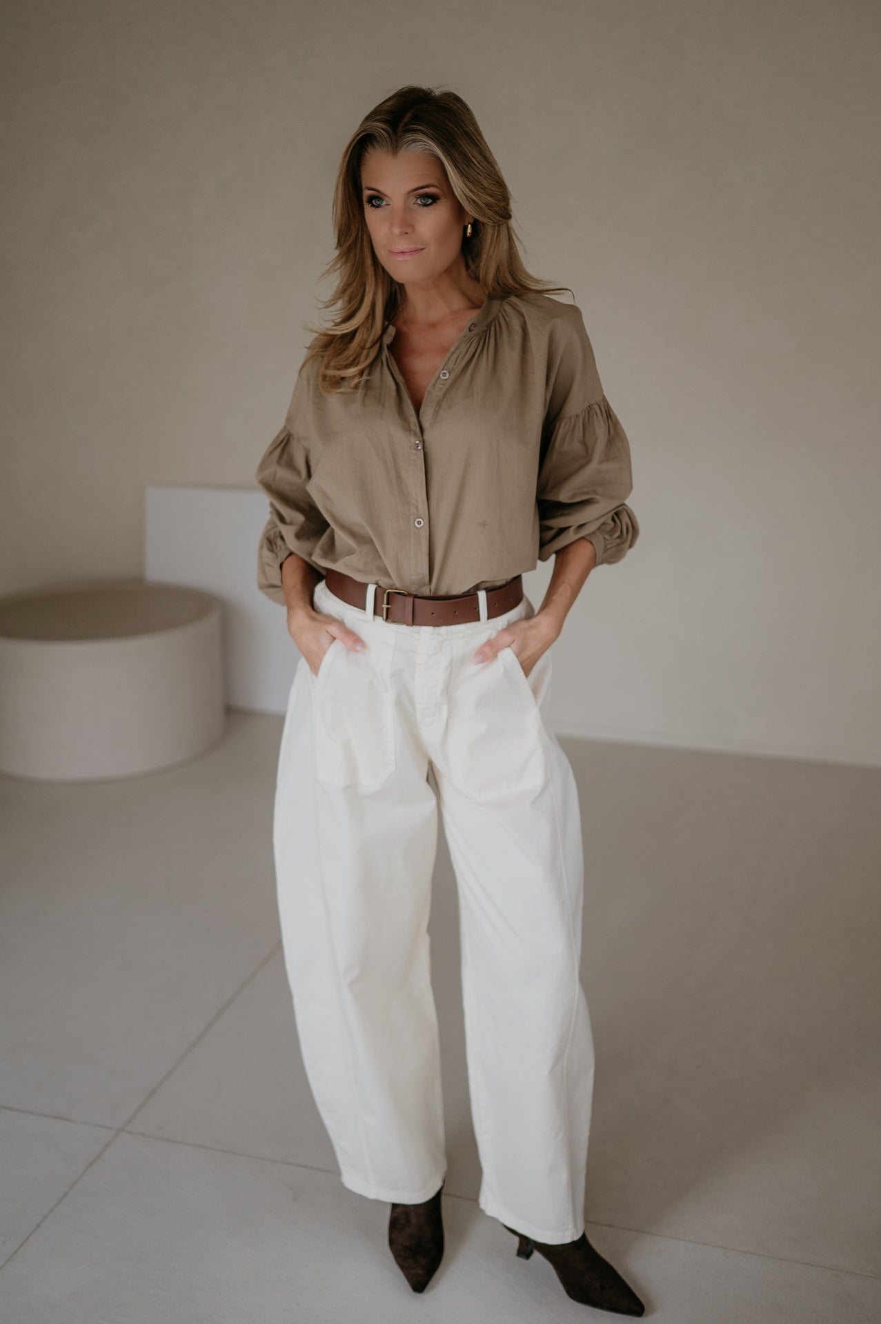 Ignavia shirt I Mocha Mousse - Wild Souls by JV® - Shirts