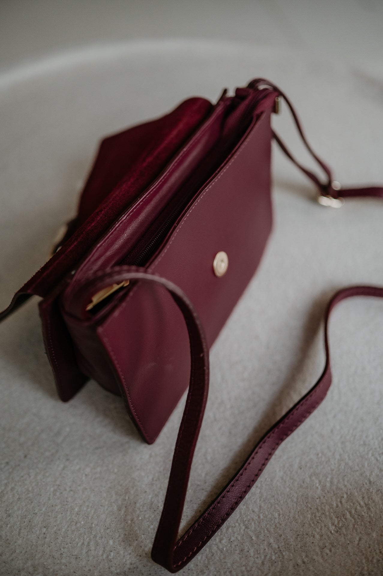 Indizio handbag I Burgundy - Wild Souls by JV® - Handbags