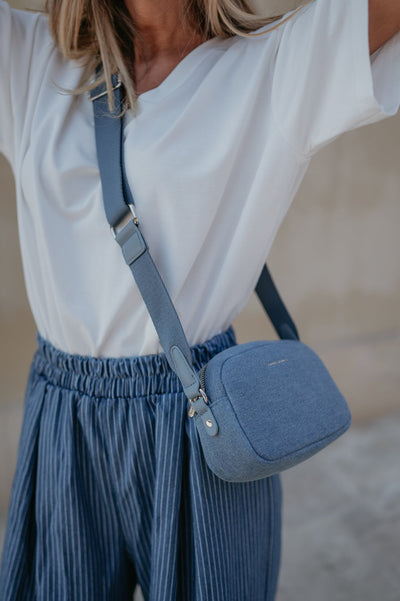 Lucido handbag I Light Blue - Wild Souls by JV® - Handbags