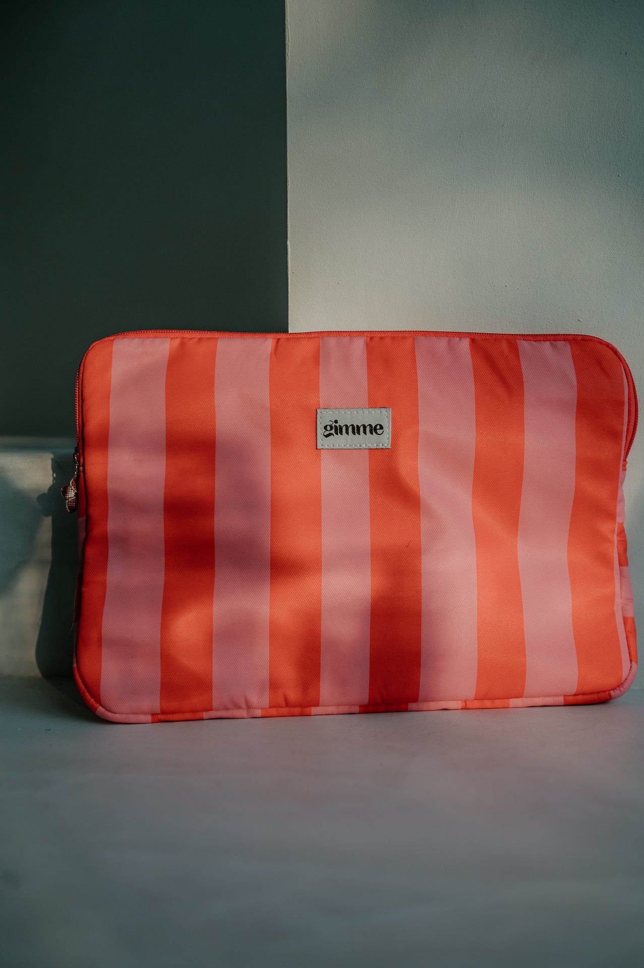 Minuso laptop bag I Orange & Rose - Wild Souls by JV® - Laptop Bags