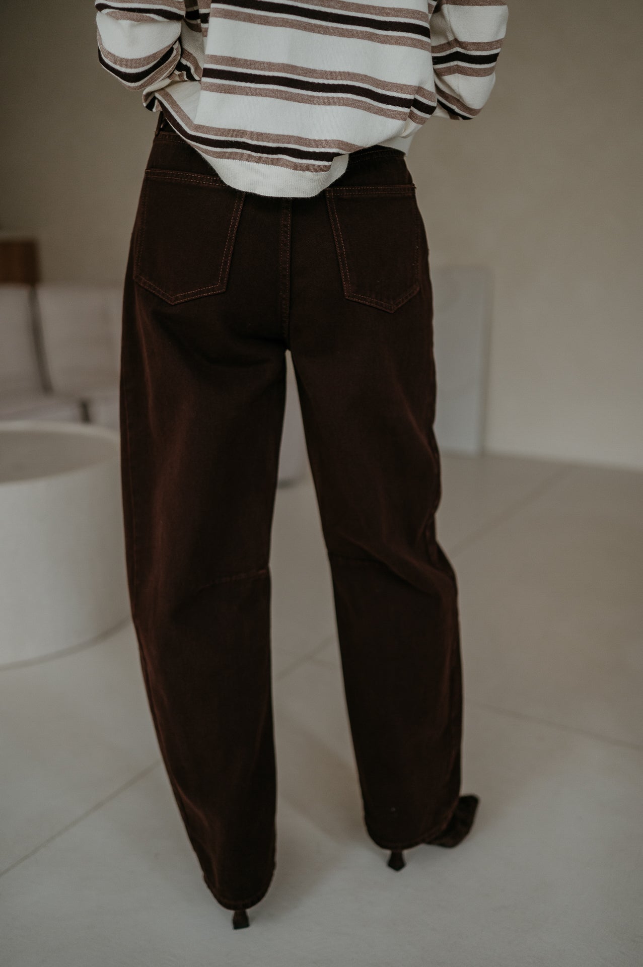 Mugghi Barrel jeans I Chocolate Brown - Wild Souls by JV® - Earrings