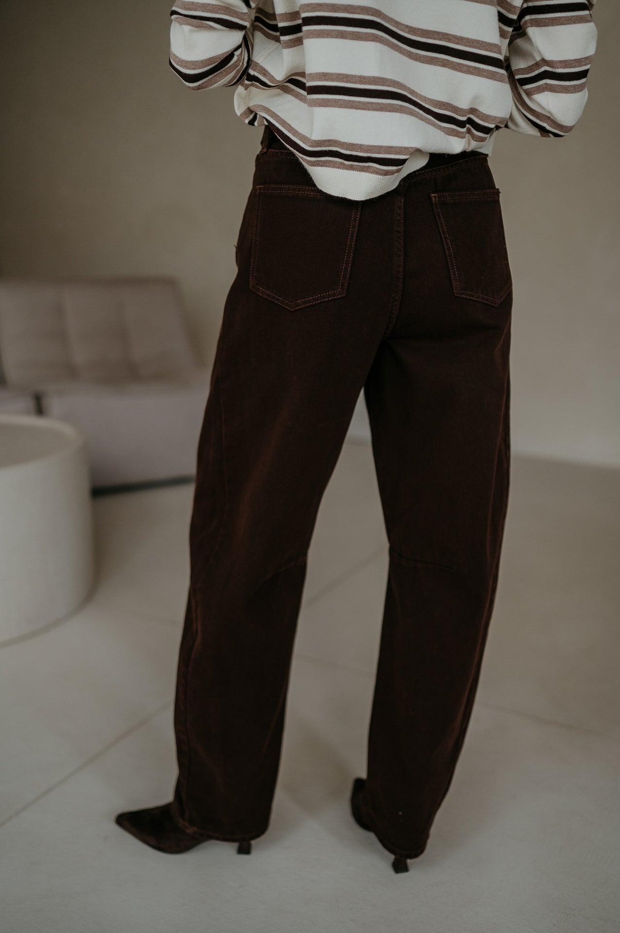 Mugghi Barrel jeans I Chocolate Brown - Wild Souls by JV® - Earrings