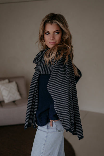 Nedio scarf I Navy & Grey - Wild Souls by JV® - Scarfs