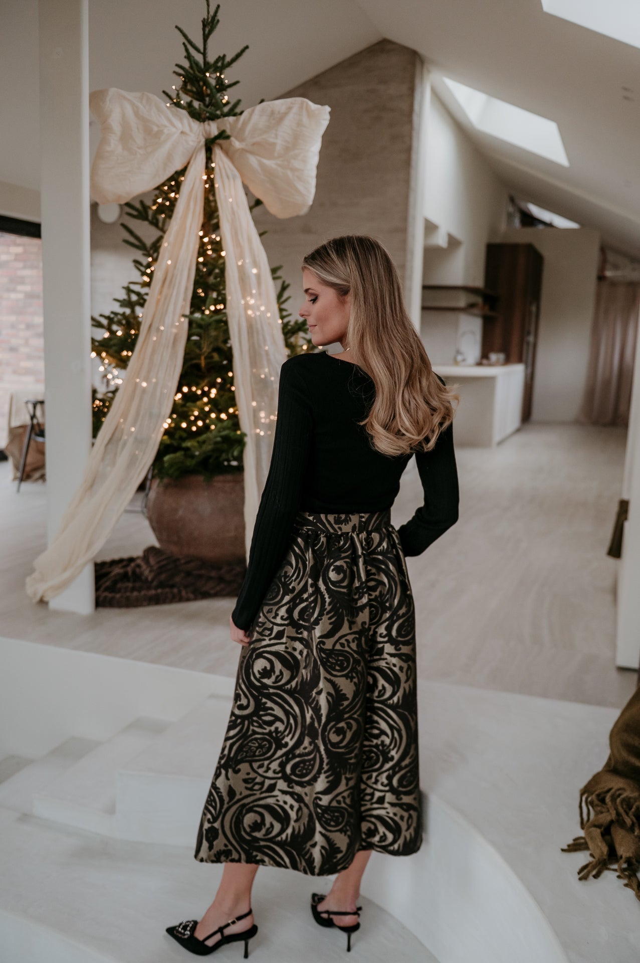 Olezzo top I Black - Wild Souls by JV® - Tops