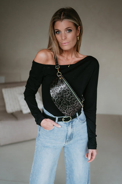 Parlava bumbag I Leopard Black - Wild Souls by JV® - Bumbags