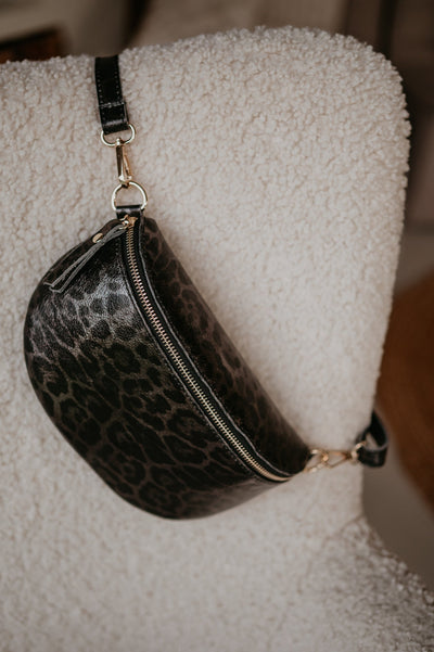 Parlava bumbag I Leopard Black - Wild Souls by JV® - Bumbags