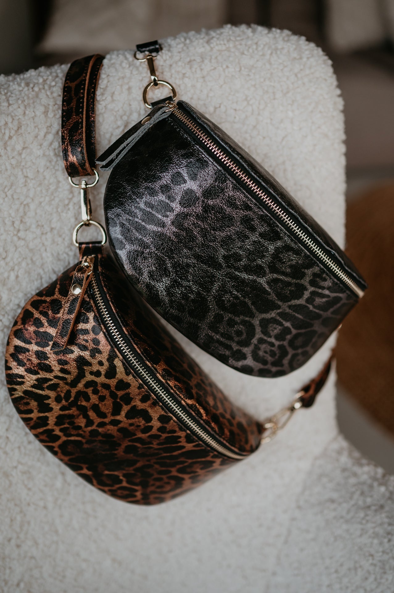 Parlava bumbag I Leopard Black - Wild Souls by JV® - Bumbags