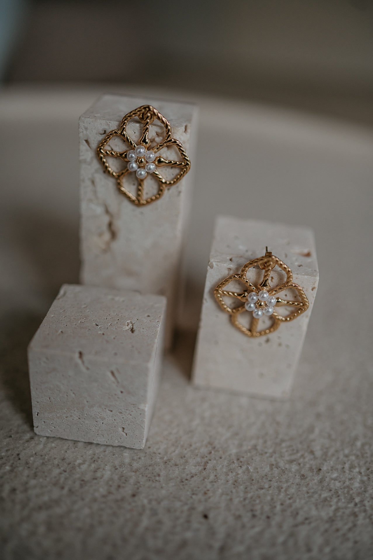 Pluvo earrings I Gold - Wild Souls by JV® - Earrings