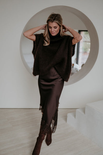 Pochi knit I Chocolate Brown - Wild Souls by JV® - Knits