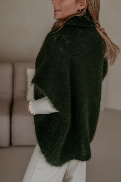 Pochi knit I Emerald Green - Wild Souls by JV® - Knits