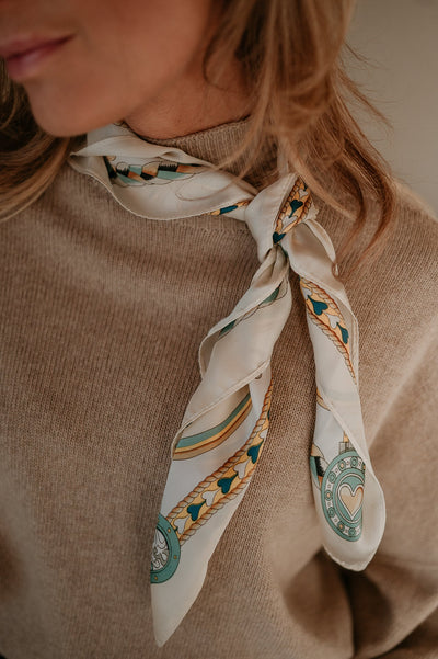 Pragna scarf I Ecru - Wild Souls by JV® - Scarfs