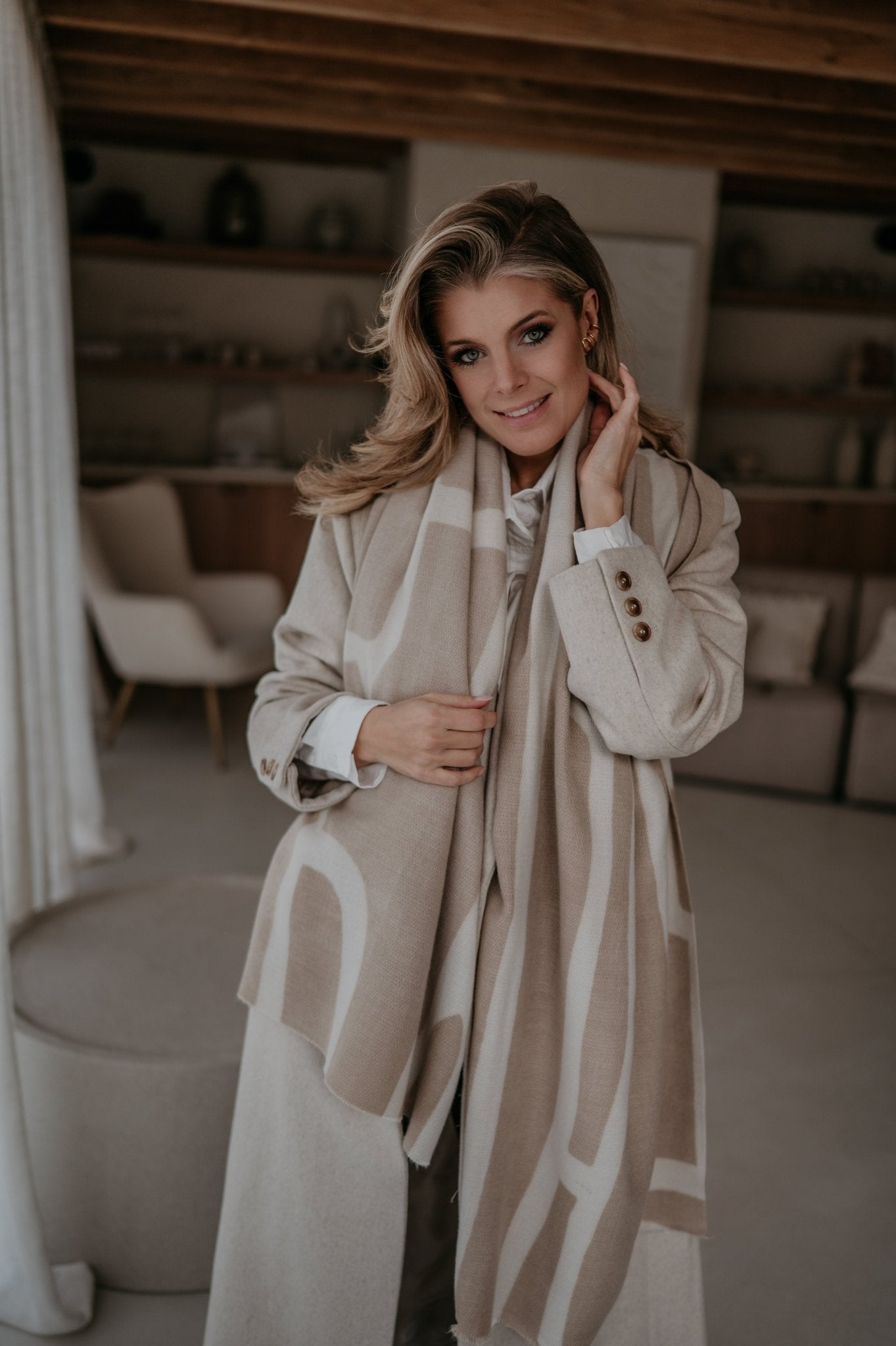 Scroscio scarf I Beige - Wild Souls by JV® - Scarfs