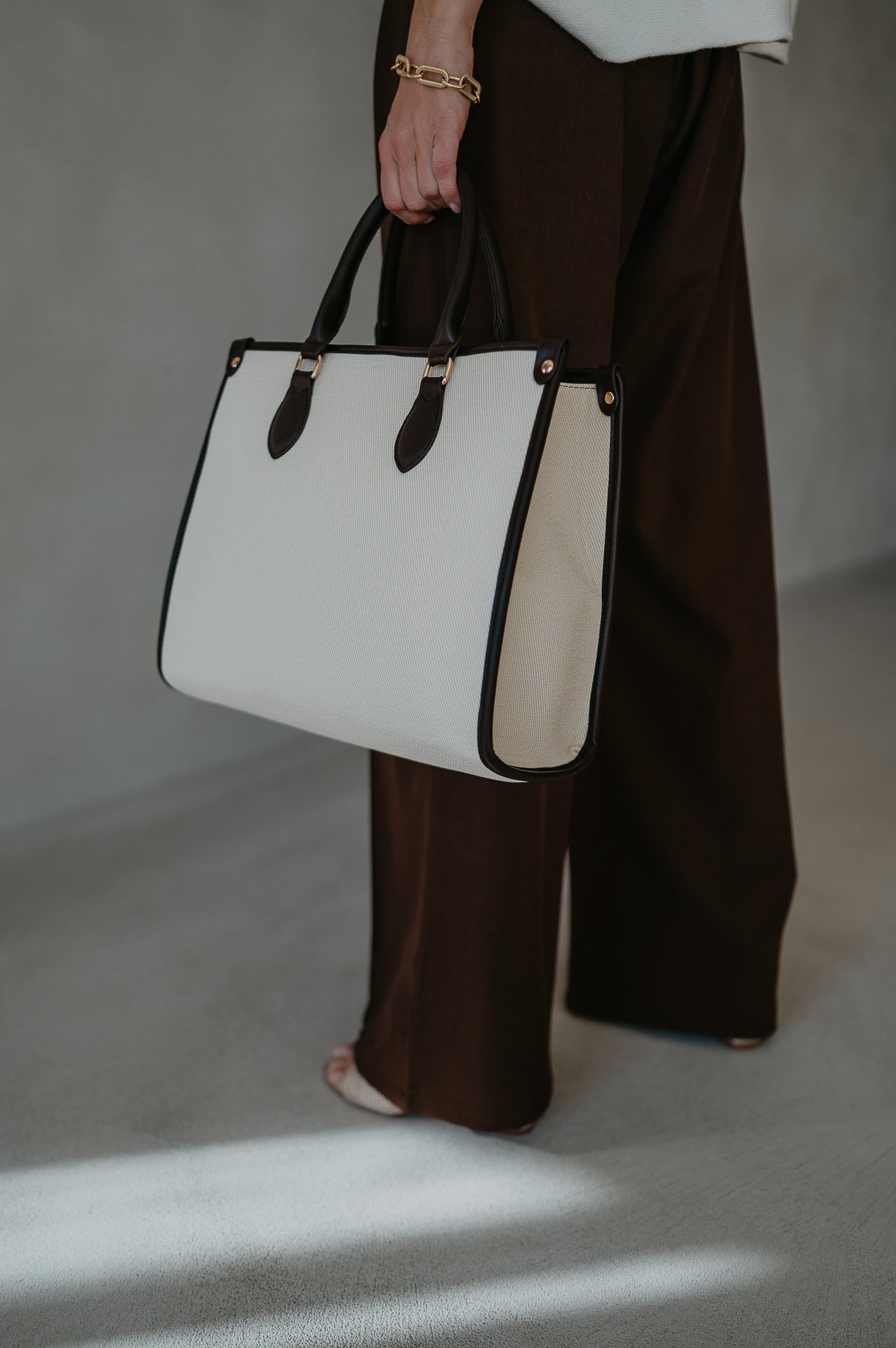 Seguito handbag I Beige - Wild Souls by JV® - Handbags