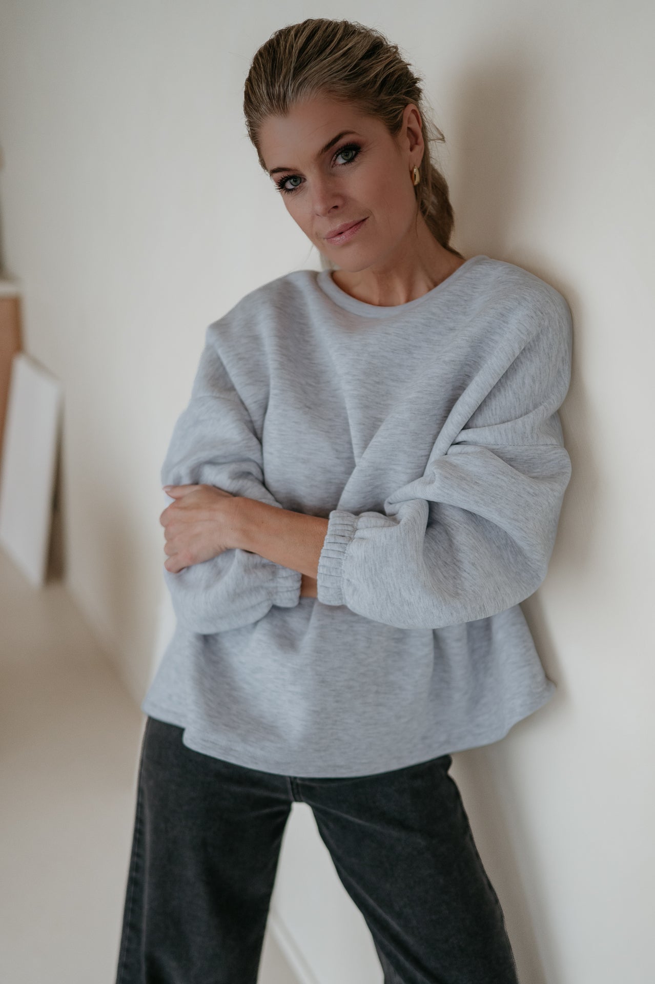 Solido sweater 'MOMLIFE' I Grey - Wild Souls by JV® - 