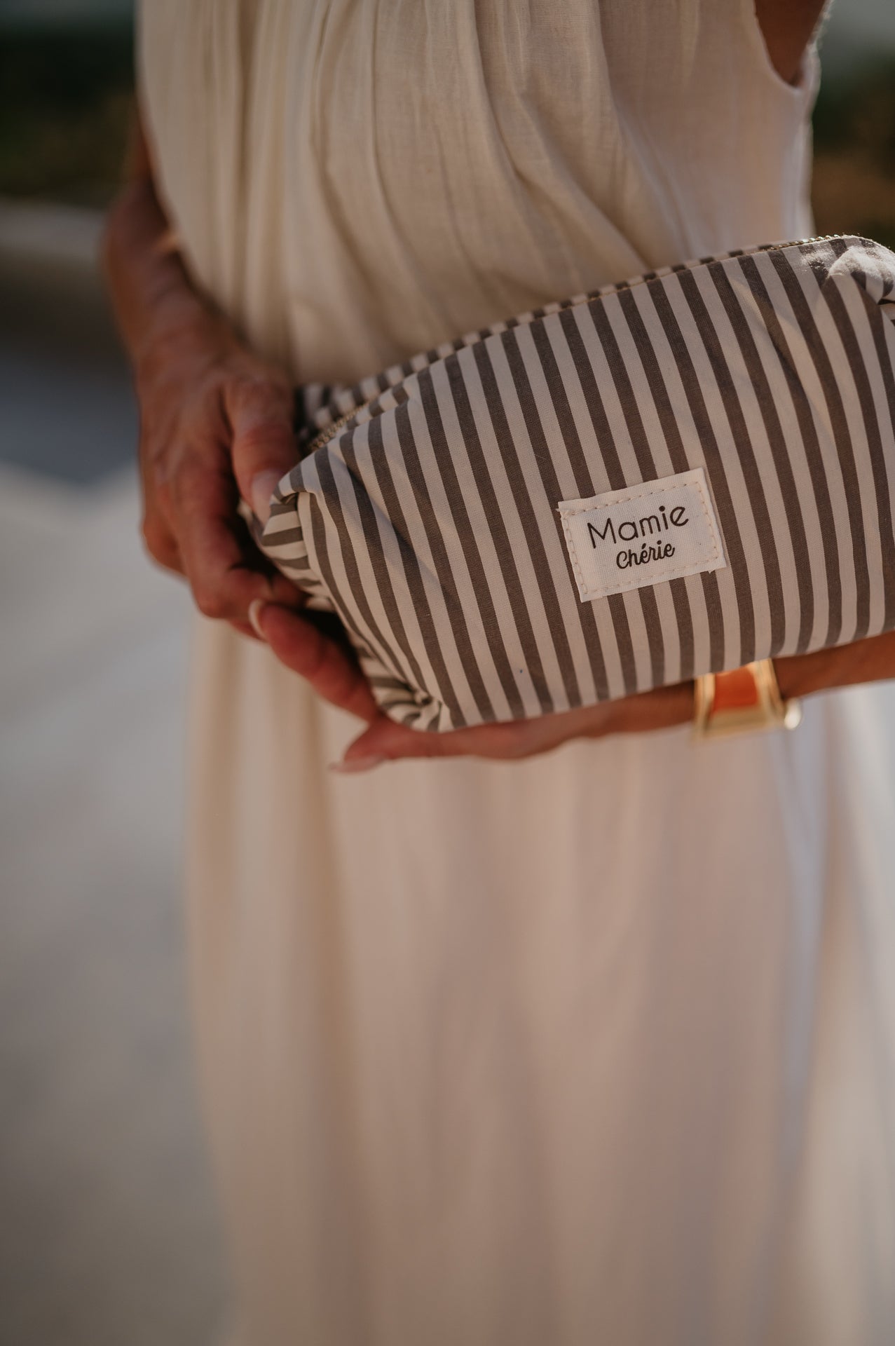 Tavolo toiletry bag I Grey - Wild Souls by JV® - Toiletry Bags