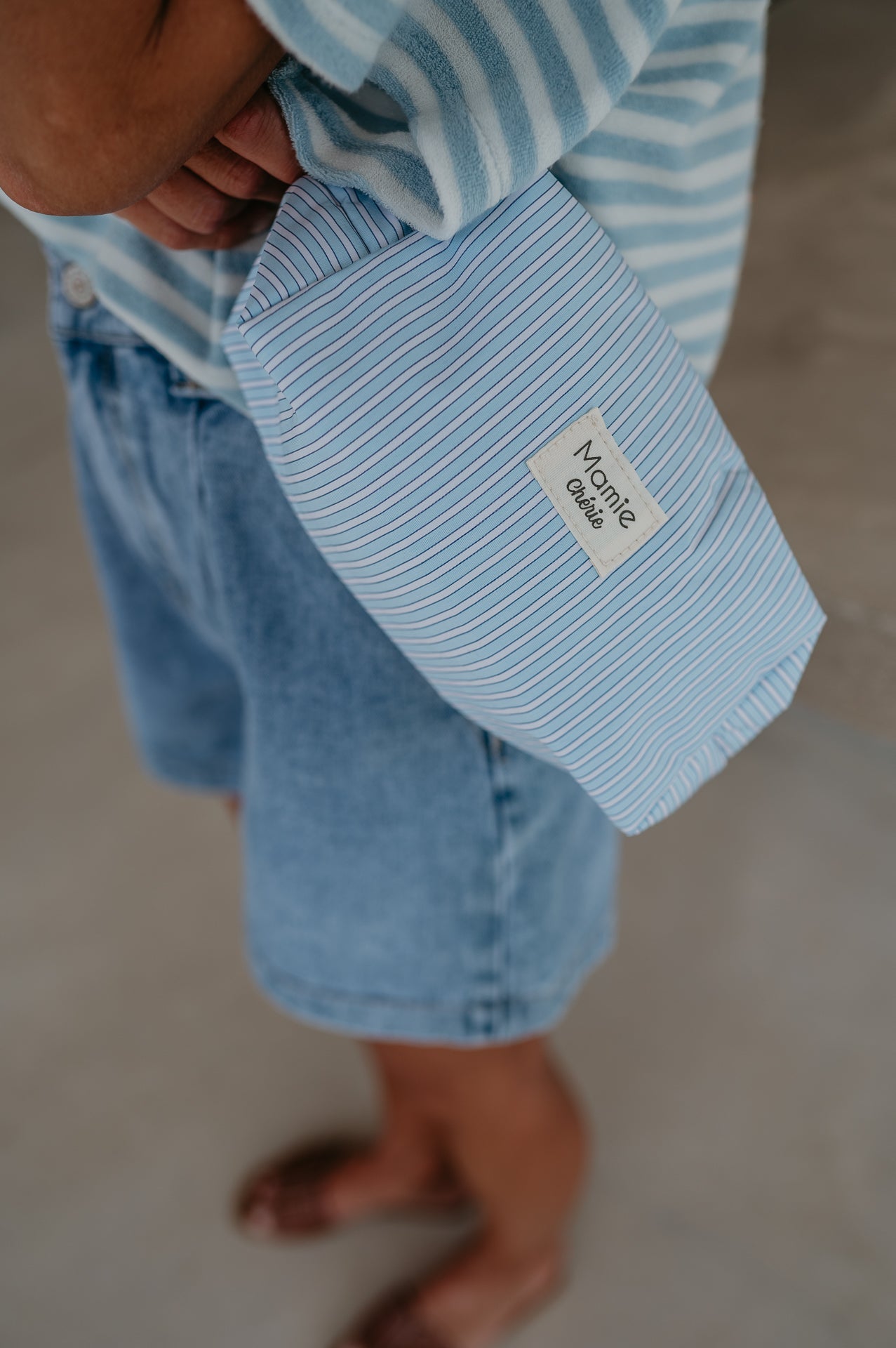 Tavolo toiletry bag I Light Blue - Wild Souls by JV® - Toiletry Bags