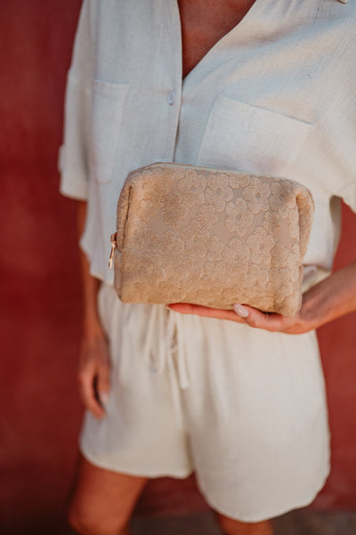 Tosso toiletry bag I Beige - Wild Souls by JV® - Toiletry Bags