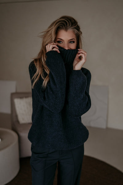 Vivelo knit I Navy Blue - Wild Souls by JV® - Knits